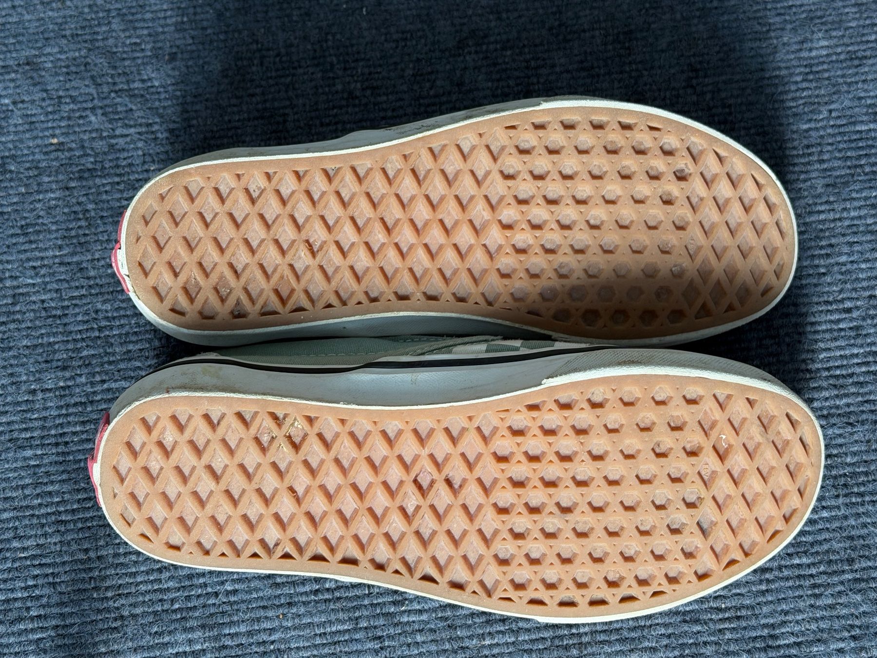 Vans Scarpe da donna: Coole Karo-Vans-Schuhe – Usato da Zürich venduto da rit_8qch 3