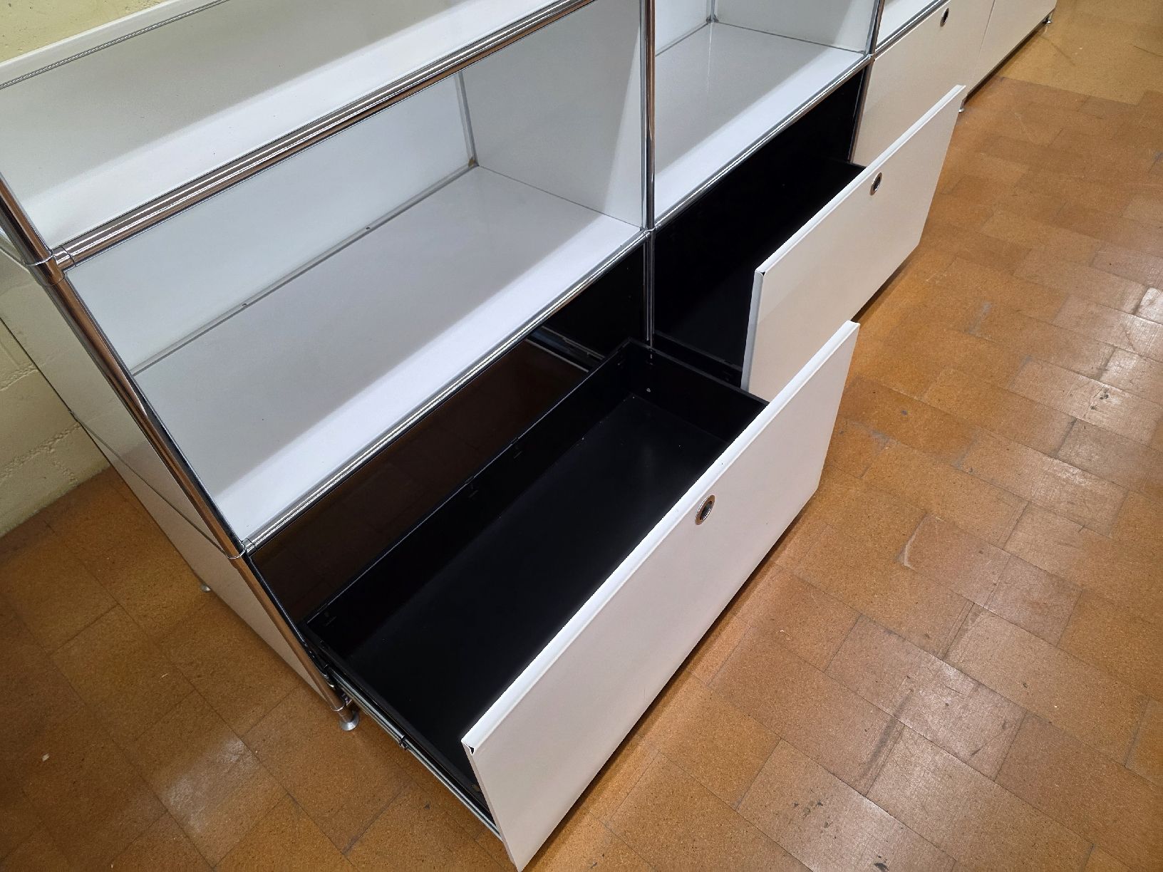 System4 Regale: Designer Regal Quadro / System4 – Gebraucht aus Lichtensteig von Polsterwerk 4