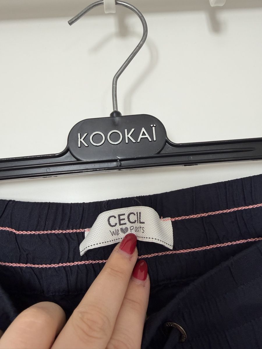 Cecil Pantaloni: Schlupfhose von Cecil, Grösse M,Blau – Usato da Langnau am Albis venduto da Schneeflocke92 3