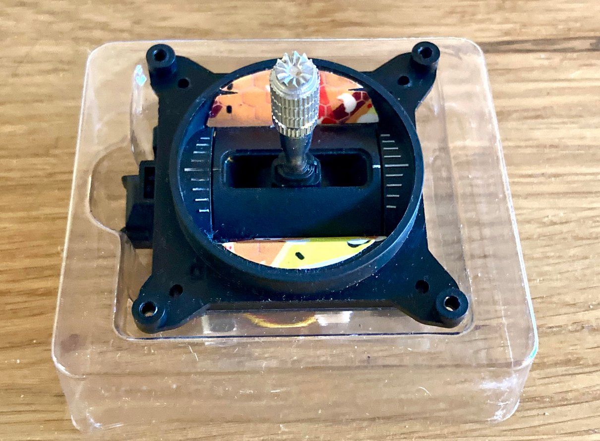 Telecomando: gimbal m9 frsky – Usato da Lausanne venduto da Techobby