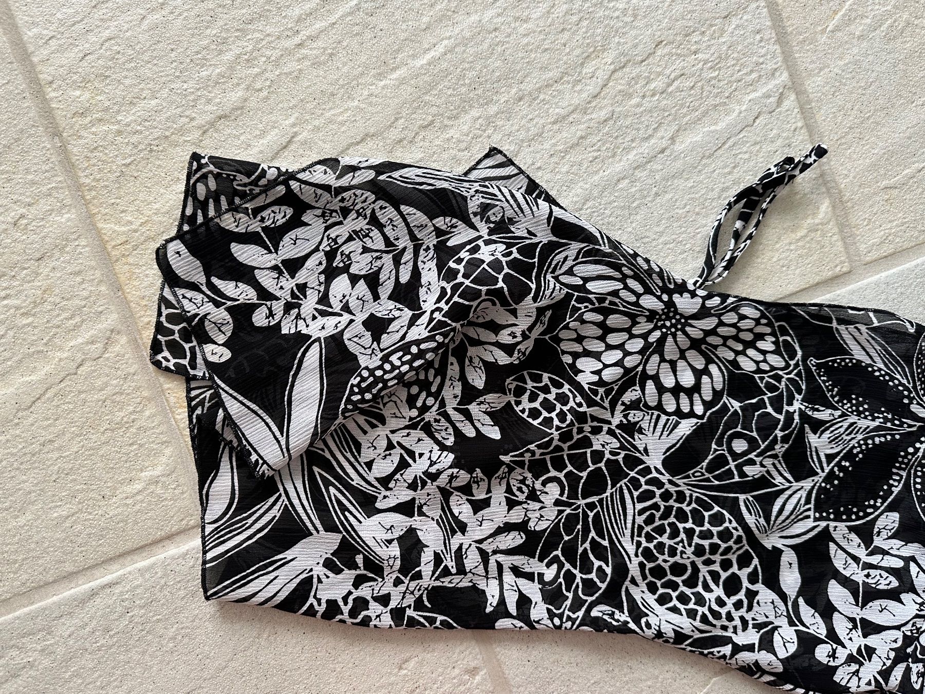 C&A Blusen: Leichte Sommerbluse mit Blumenmuster – Gebraucht aus Pfäffikon ZH von bingo74 2