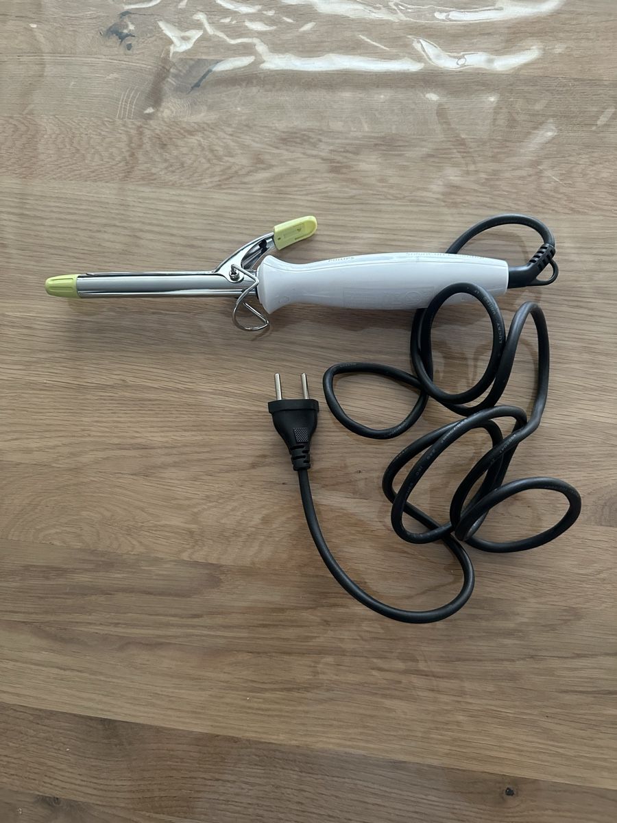 Philips Lockenstäbe & Haarglätter: Philips fer à boucler – Gebraucht aus Courgevaux von missceline5