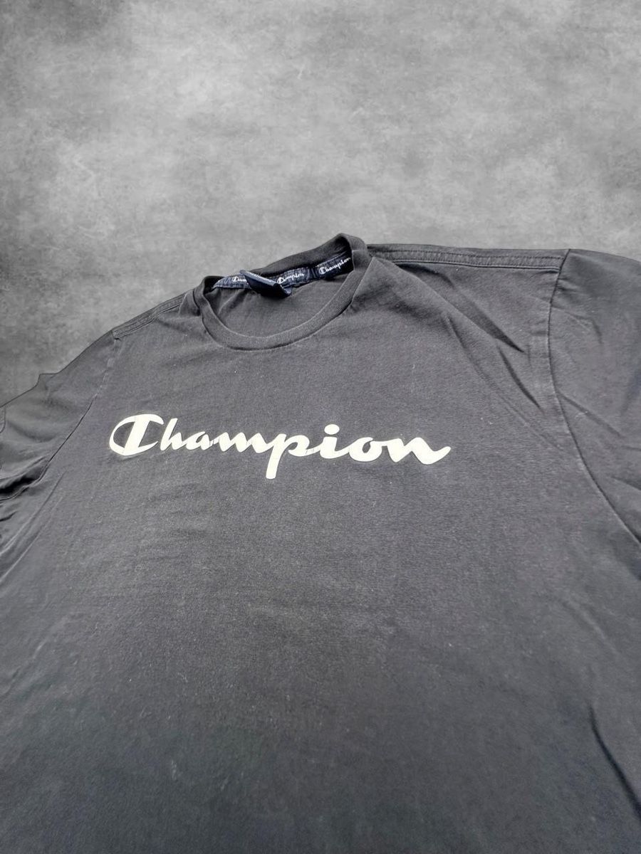 Champion T-shirt: Champion T-shirt – Usato da Erlinsbach SO venduto da TogaResell 1