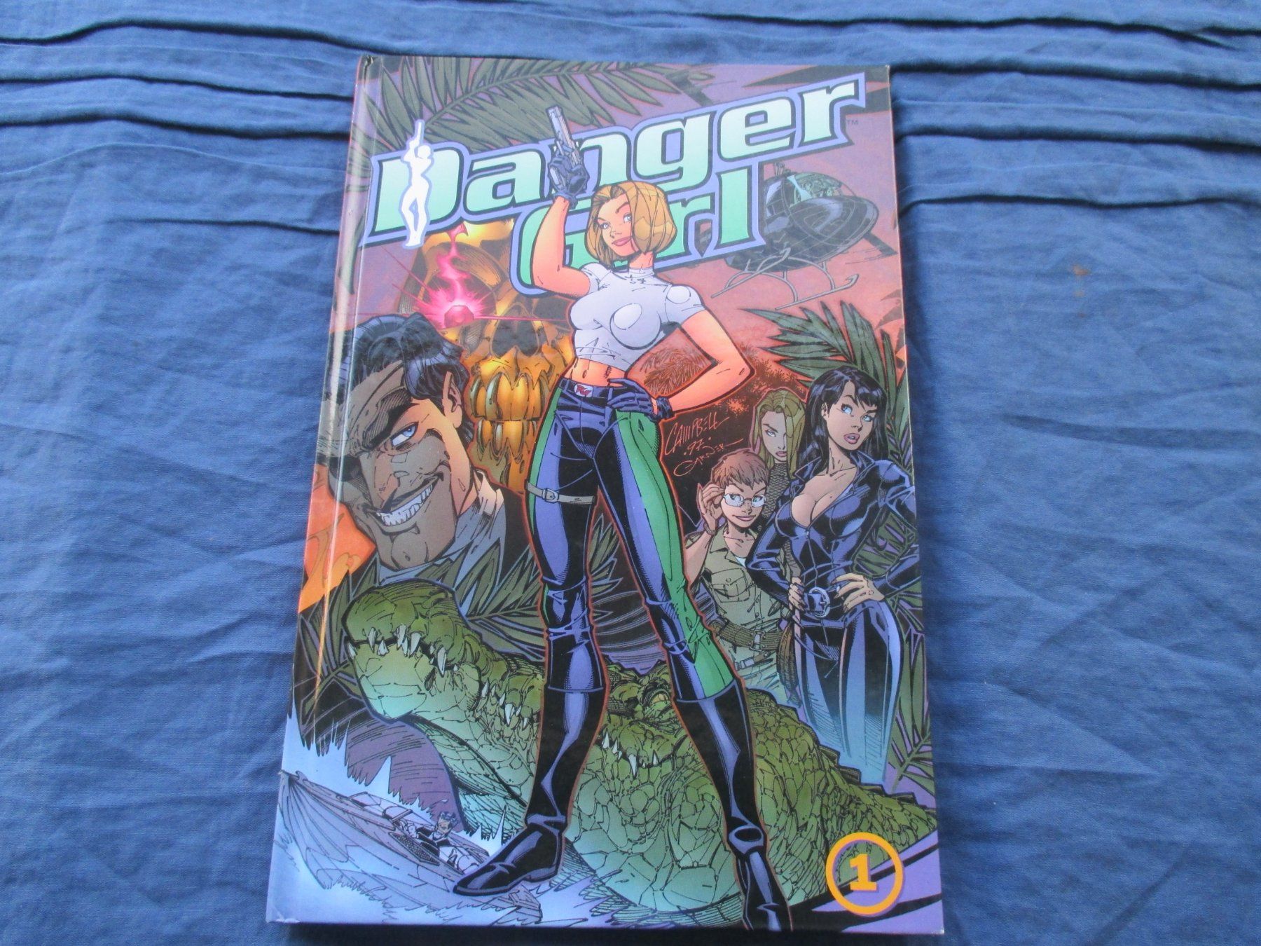 Fumetti: Danger Girl, volume 1 – Usato da Colombier NE venduto da Nevenma