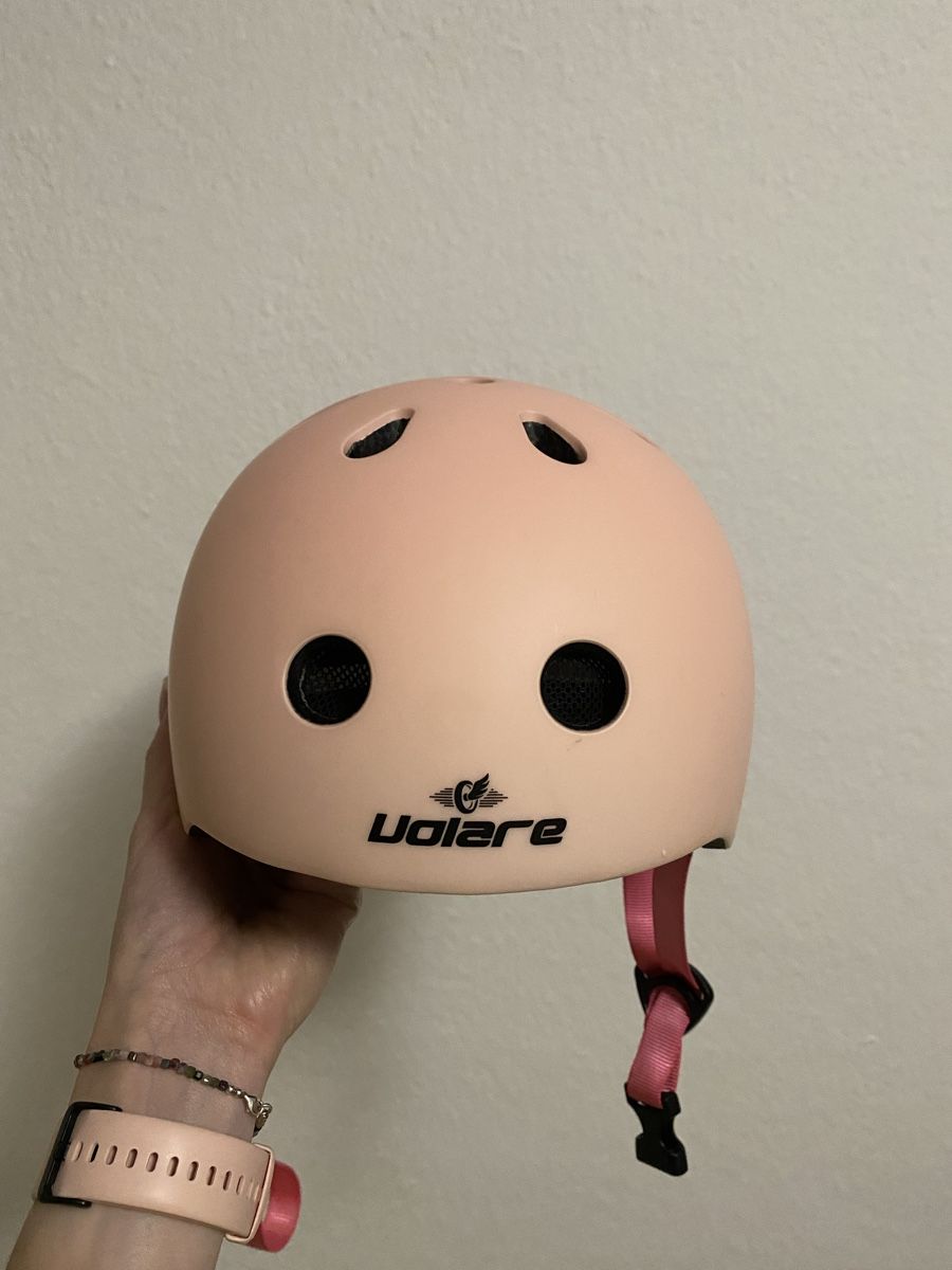Helme: Kinderhelm – Neu (gemäss Beschreibung) aus Gommiswald von anastasiia_27