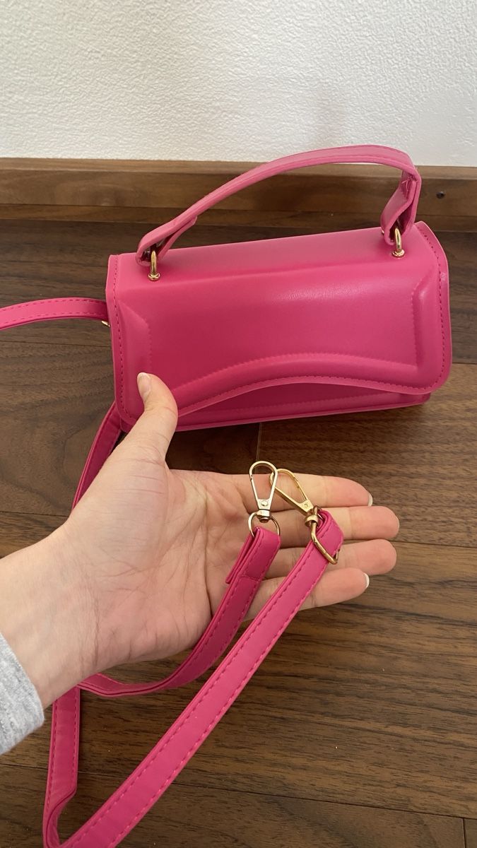 Shein Borse da donna: Pinke Tasche von Shein – Nuovo (secondo la descrizione) da Buchs SG venduto da leo_7hcw 2