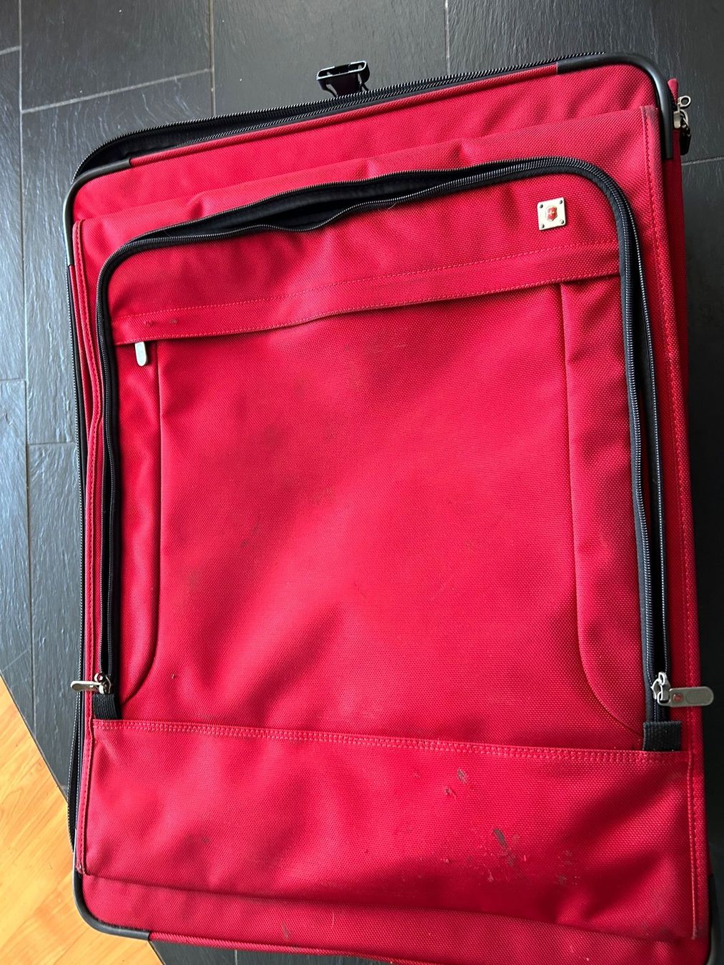 Victorinox Valigie: Grosser, stabiler Koffer – Usato da Zumikon venduto da Uranus88