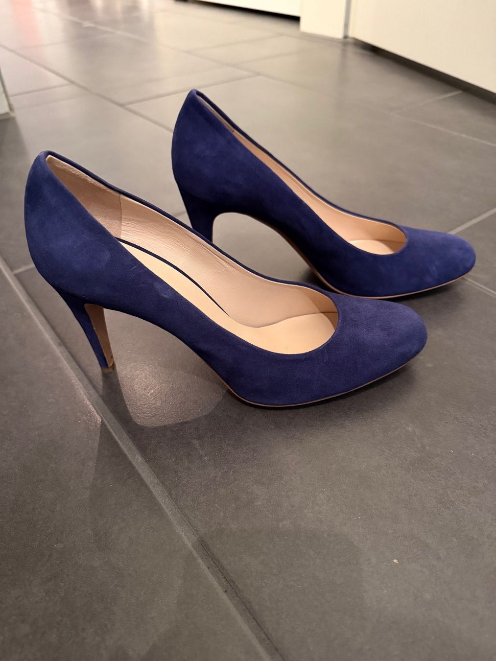 Navyboot Scarpe da donna: Navyboot Wilderleder-Pumps royalblau, Grösse 39 – Usato da Wittinsburg venduto da redrose296