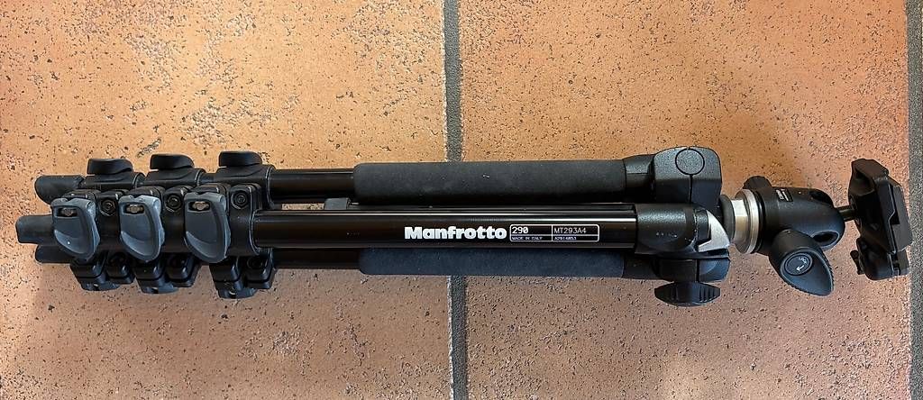 Manfrotto Trépieds & Accessoires: Dreibein-Stativ – D'occasion à Zollikon par Tagisonne 4
