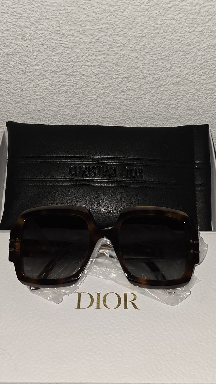 Dior Occhiali & Lenti: Original Dior Sonnenbrille, braun, neu – Nuovo e nell'imballaggio originale da wallisellen venduto da funkelsternchen5