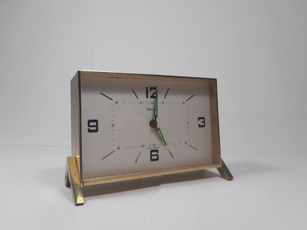 Wecker Aus Schwarzwälder Fertigung – Made In Germany, U.T.S.-Quarzwerk, Einfache Bedienung, Silbernes Gehäuse
