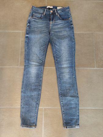 Neu* Guess Jeans