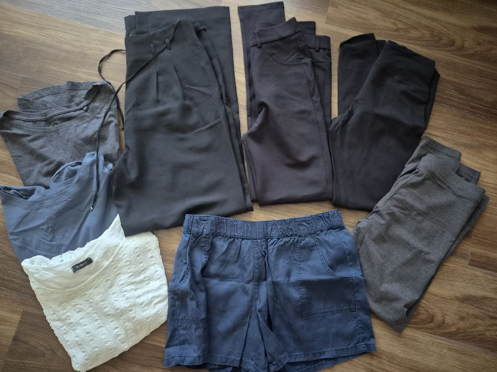 Kleiderpakete: Kleiderpaket Grösse S/M – Gebraucht aus Altishofen von tammy05