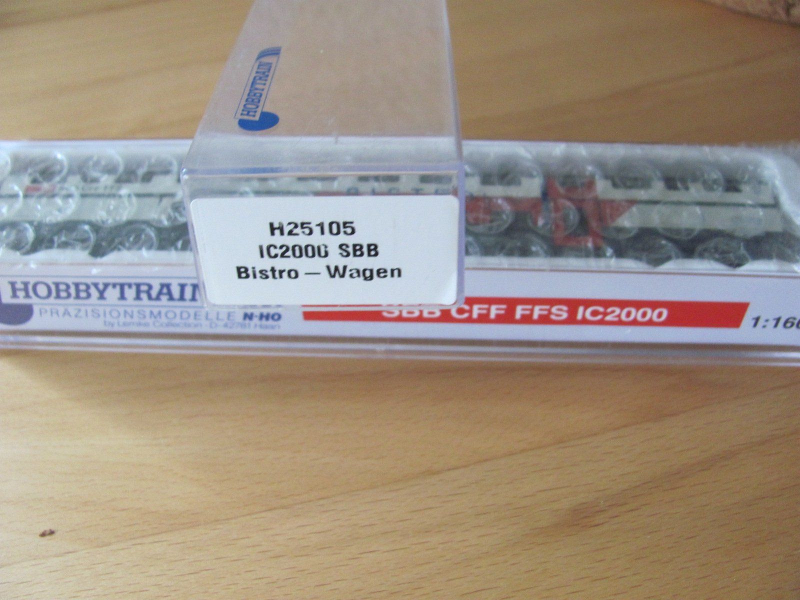Hobbytrain Modellini di ferrovie: H25105/ IC2000 SBB Bistro - Wagen – Nuovo (secondo la descrizione) da Uznach venduto da Bimbolino 1