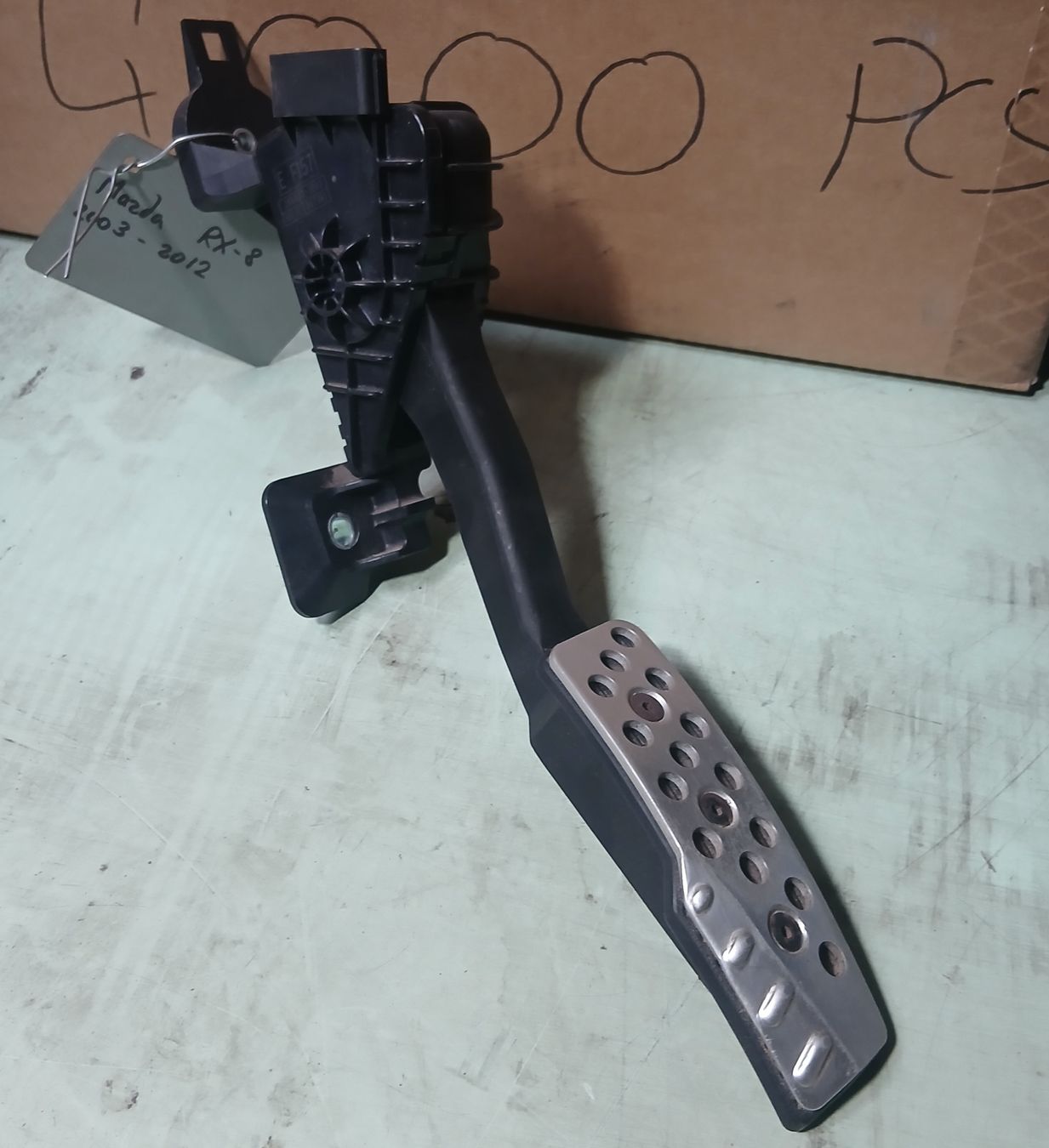 Mazda Tutti pezzi di ricambio auto: Pédale d'accélérateur Mazda Rx8 2003-2012 – Usato da la heutte venduto da Auto-stock