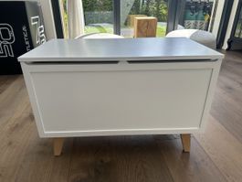 Weisse Spielzeugkiste Holz