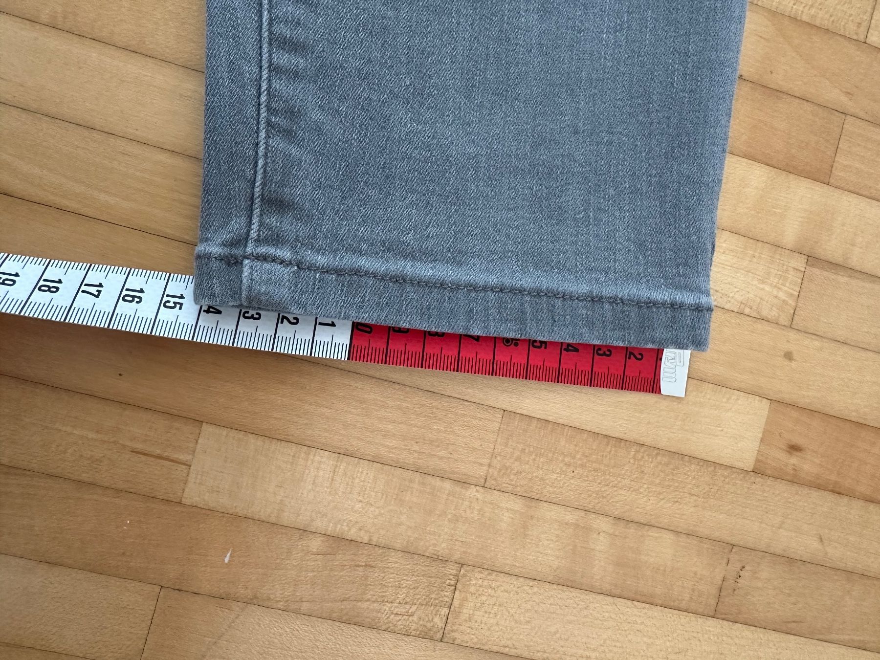 Esprit Jeans: ESPRIT Ankle-Jeans Skinny W29 grau – Usato da Würenlos venduto da gtvlady_82 6