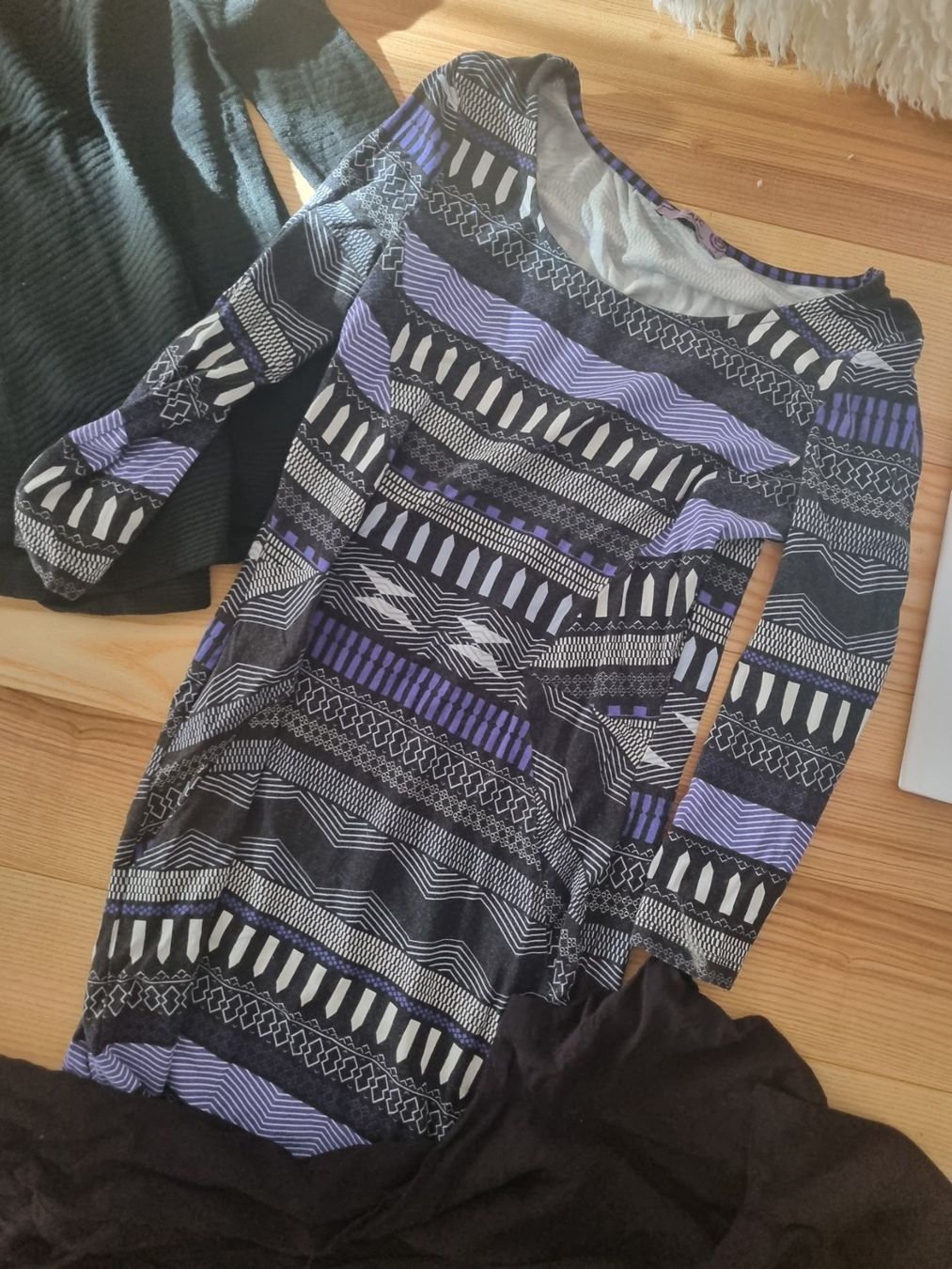 Lotti di vestiti: Minikleid Kleid Strickkleid Kleiderpaket Longpullis – Usato da Pratteln venduto da madi1990 3