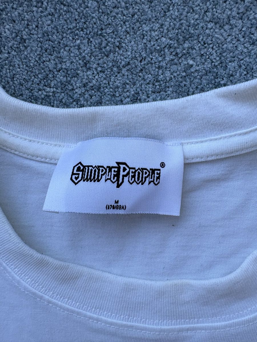 T-Shirts: Printed Tshirt – Gebraucht aus Thalwil von kea_sj87 2