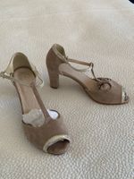 Sandales à talons beige doré bride en T état correct