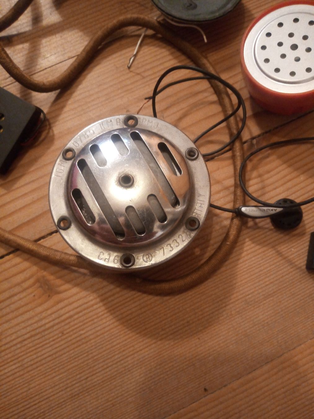 Grundig Elektronikbauteile: Lautsprecher + Mikrofone, antike Telefonhöhrer divers – Gebraucht aus Elsau von EL12 6