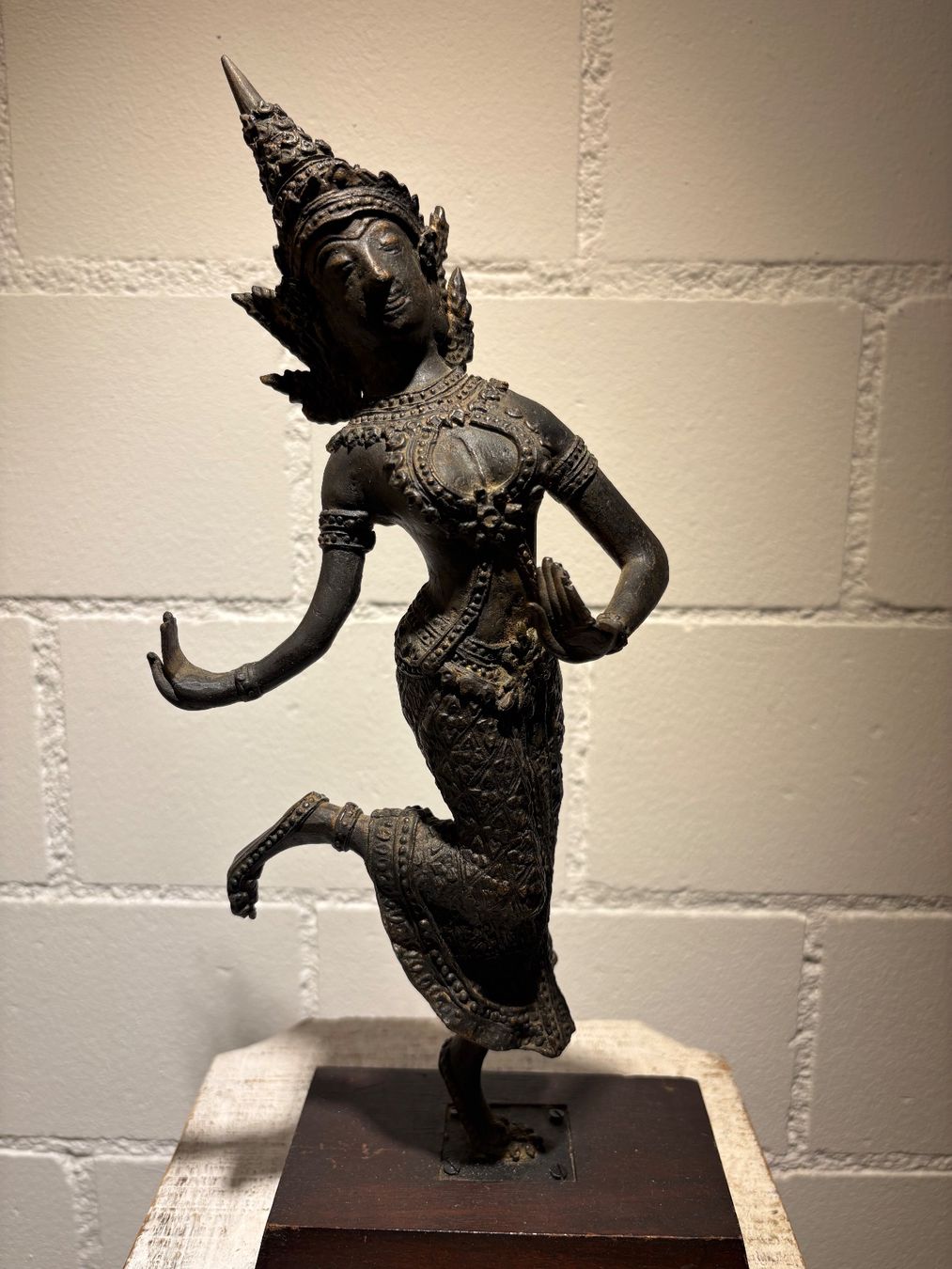 Sculture & Statue: Thai Tänzerin Bronze 31 cm – Usato da Lenggenwil venduto da Unique_