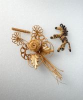 Strohkunst Stroblume Gras Bast Pferd