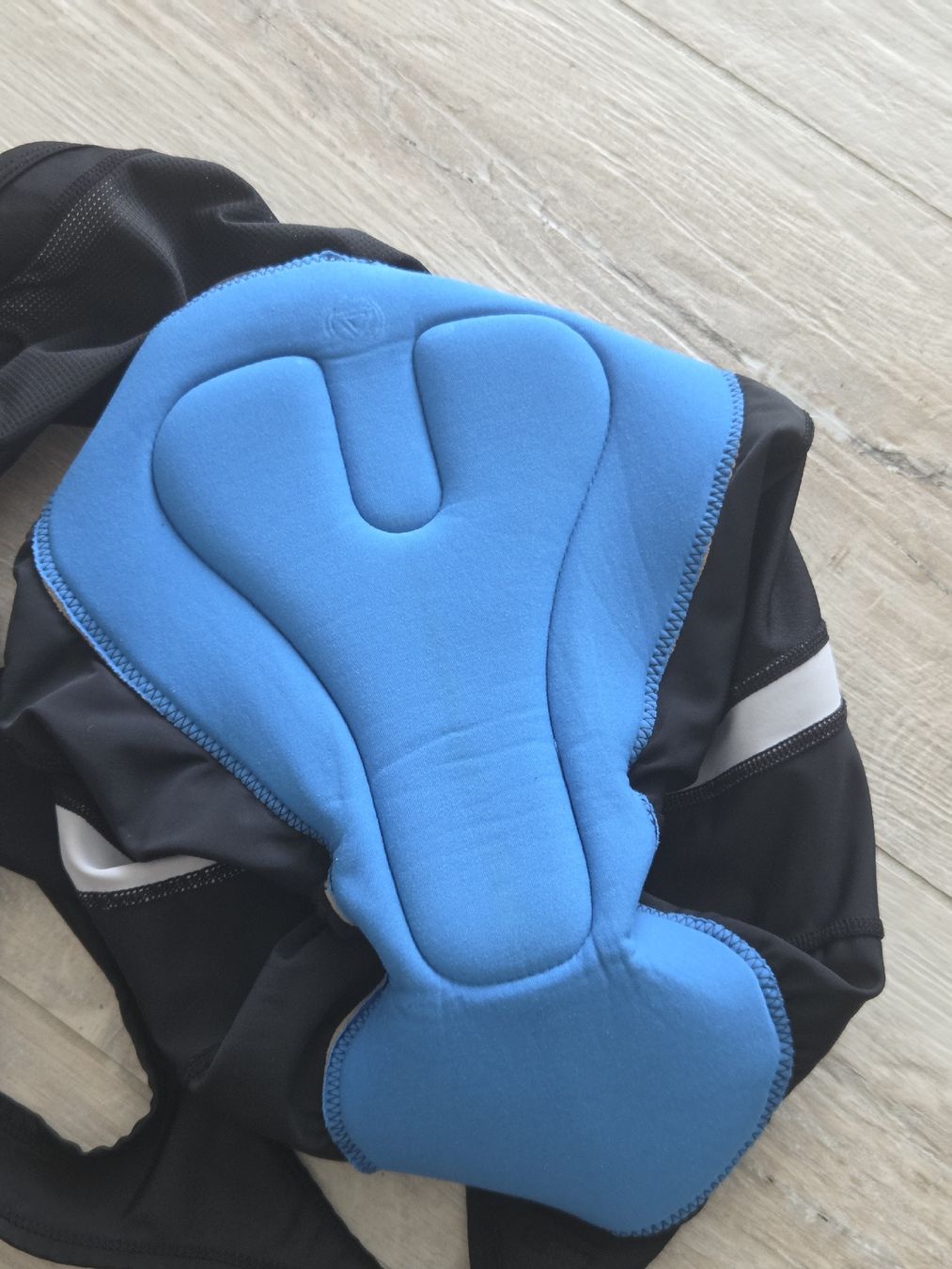 Pantaloni: Trägerhose Velohose Damen Grösse L – Usato da Brugg AG venduto da Kitycity 8