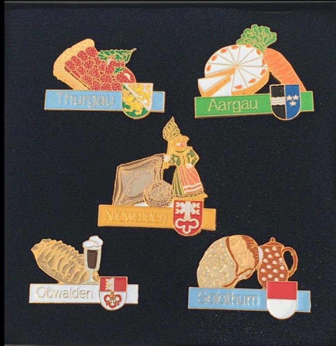 Plaketten & Abzeichen: Vintage PIN - Set‘s – Gebraucht aus Wangen b. Olten von Finolino28 4