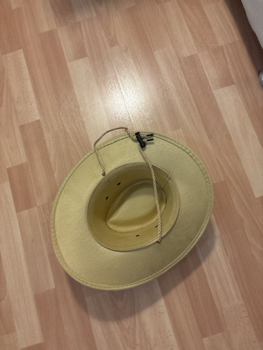 Copricapi, berretti & cappellini: Cowboy hat beige fabric – Nuovo (secondo la descrizione) da Oberwil BL venduto da ian_b5dz 2
