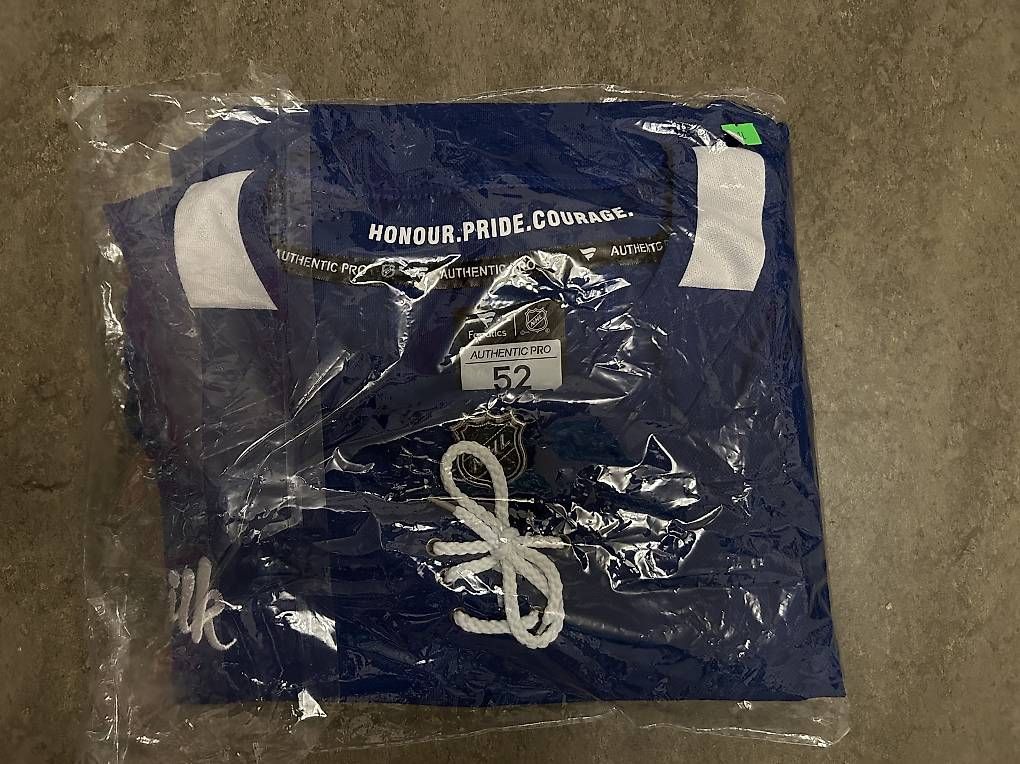 Canottiere & Pantaloni: TorontoMapleLeafs#72McKenna – Usato da Effretikon venduto da PrimeTimeB 2