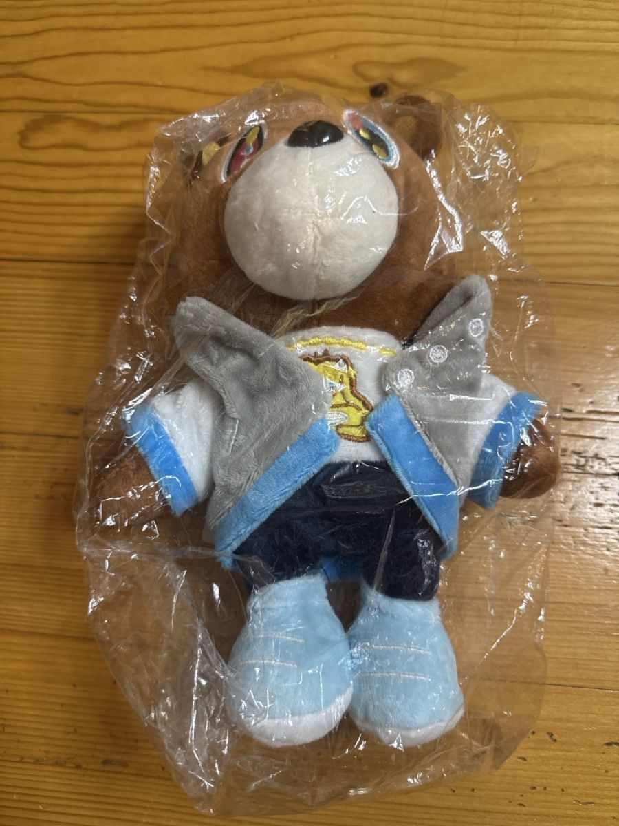 Giocattoli: Kanye West Graduation Teddybär Plüschtier  – Nuovo e nell'imballaggio originale da Root venduto da Golddiggerfranky