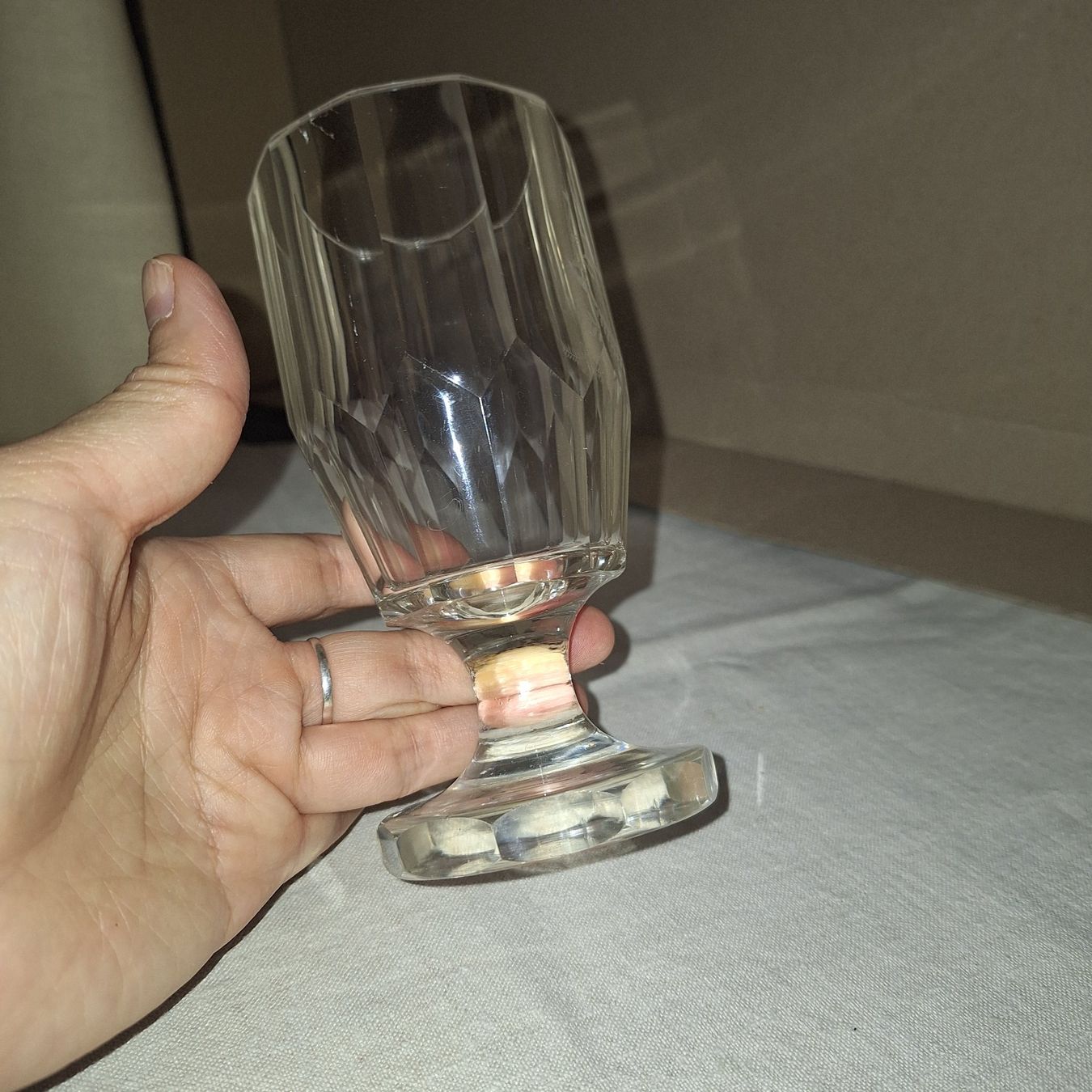 Gläser: Schönes Trinkglas mit Initialen, mit elegantem Glasstiel – Gebraucht aus Winterthur von Goldpipau 2