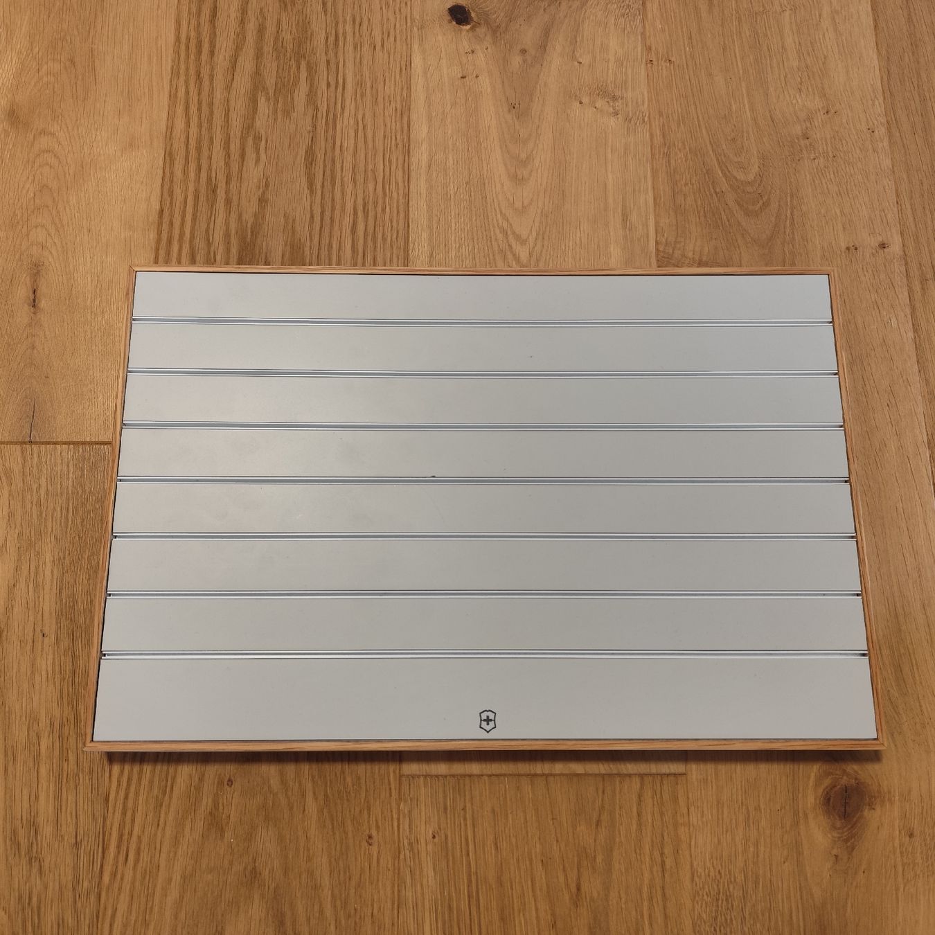 Victorinox Coltelli tascabile: Victorinox Aussteller/ Display – Usato da Hellbühl venduto da 30R_R30