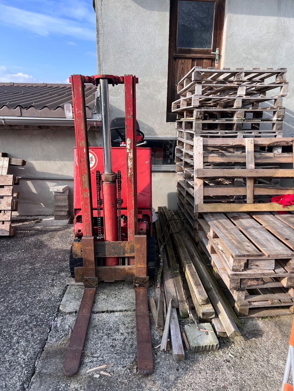Clark Gabelstapler & Hubwagen: SBB Gabelstapler Clark – Gebraucht aus Affoltern am Albis von Imkerbedarf-mit-Herz 1