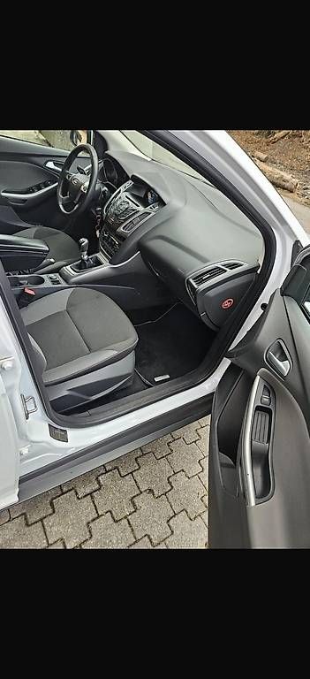 Ford Automobili: Ford Focus tdi 1.6 – Usato da Buchs SG venduto da Flavio1567 2