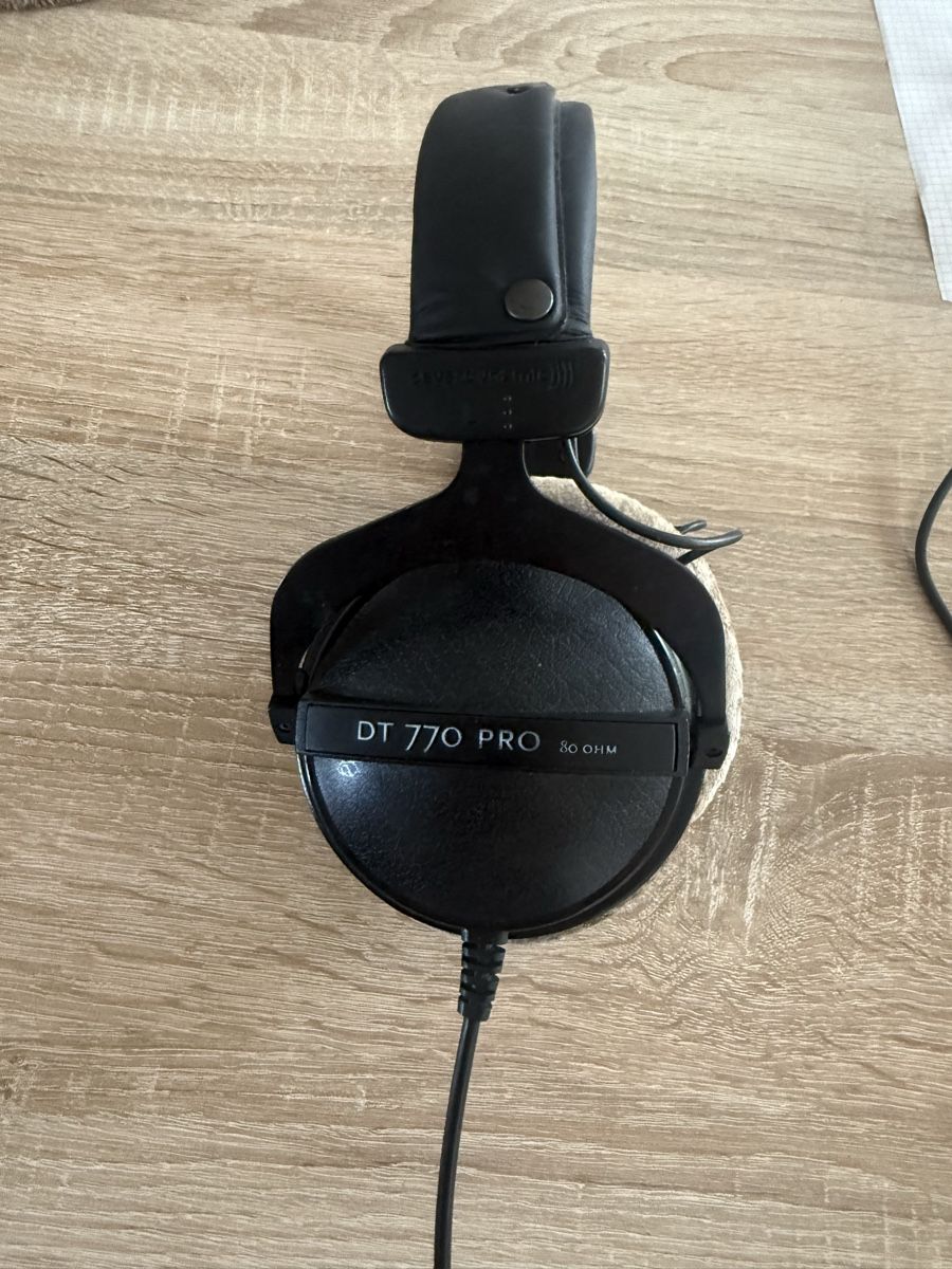 Cuffie: DT 770 PRO casque musique  – Usato da Courfaivre venduto da Devens28 1