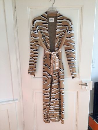 Hayley Menzies, Strick Cardigan getigert Neu S/M NP 550.-
