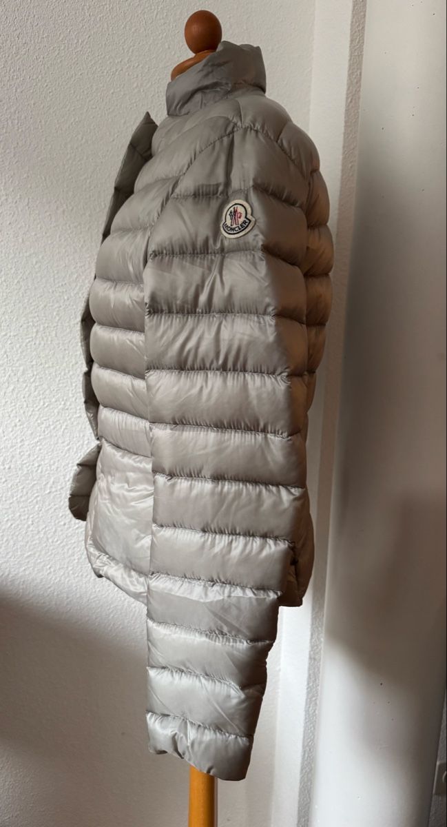Moncler Giacche: Doudoune légère Moncler, Taille 3, gris argent – Nuovo (secondo la descrizione) da Morges venduto da sandy069 9