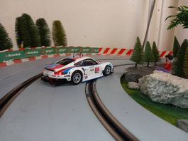Carrera Digital 132 Porsche 911 RSR
