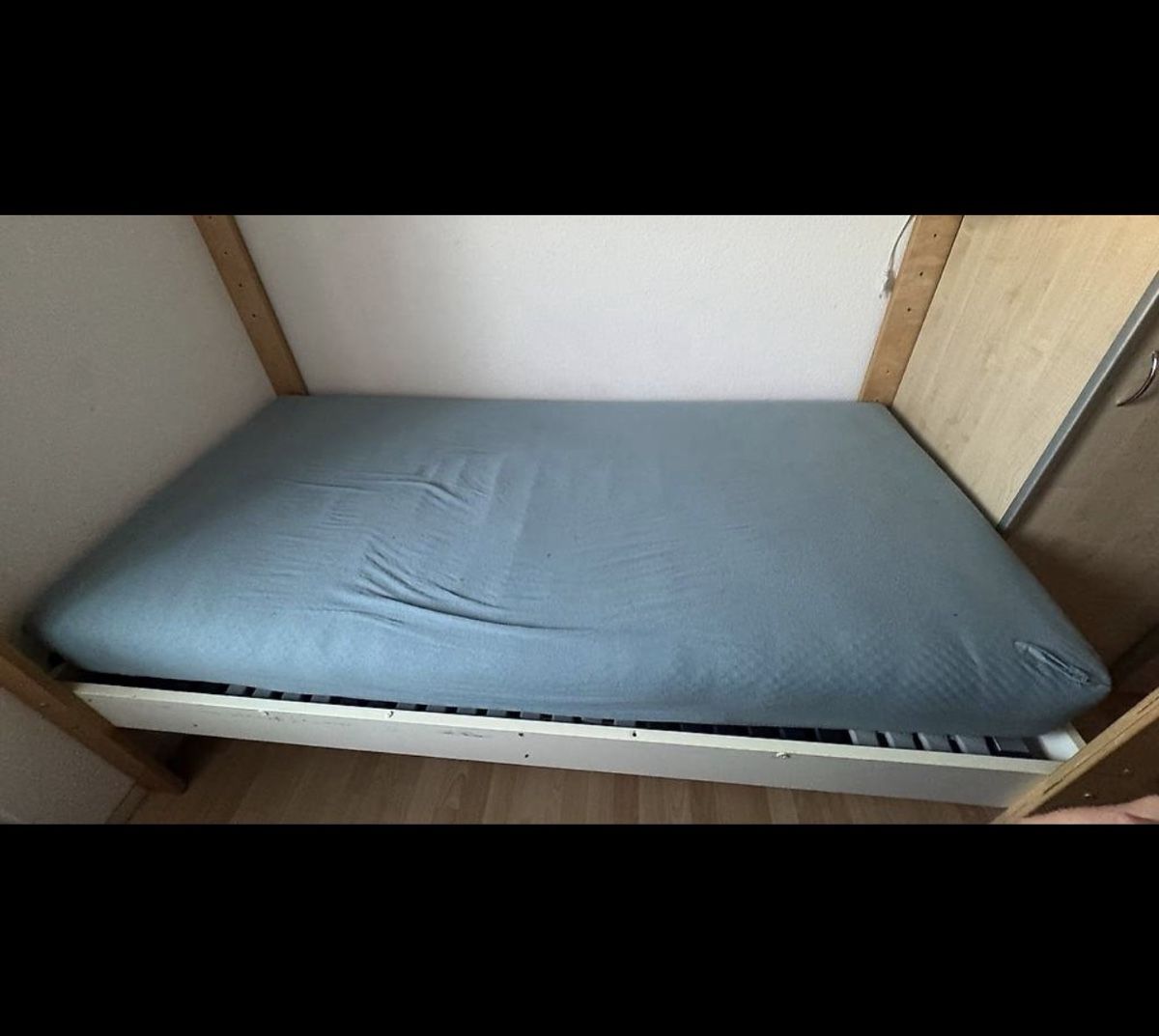 Betten: Bett zu Verschenken – Gebraucht aus Emmen von lau_66c7