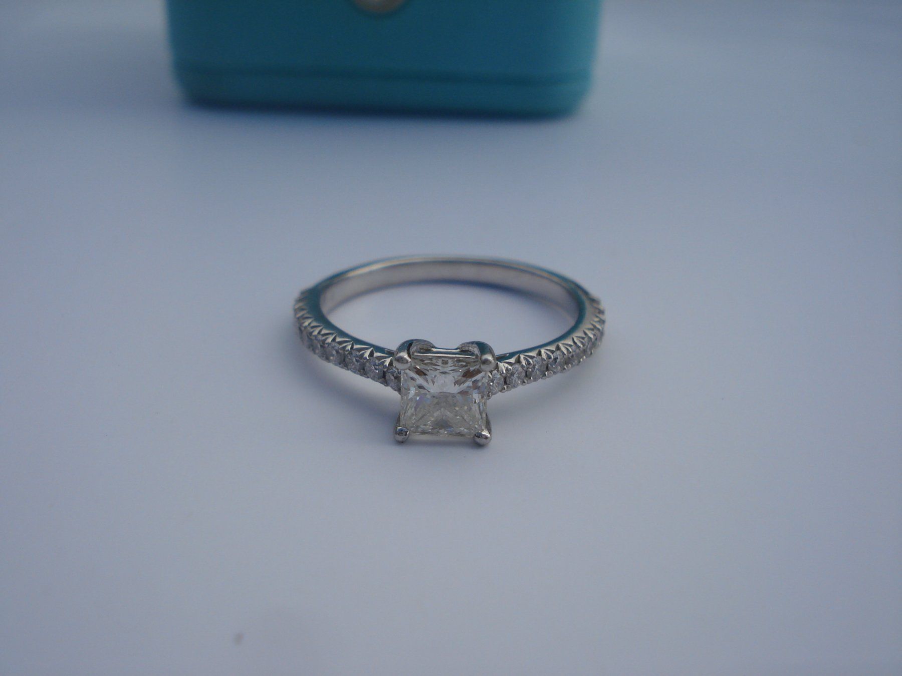Tiffany & Co. Ringe: Tiffany & Co. Ring Princess Cut Pt 950 – Gebraucht aus Basel von art.basel 6