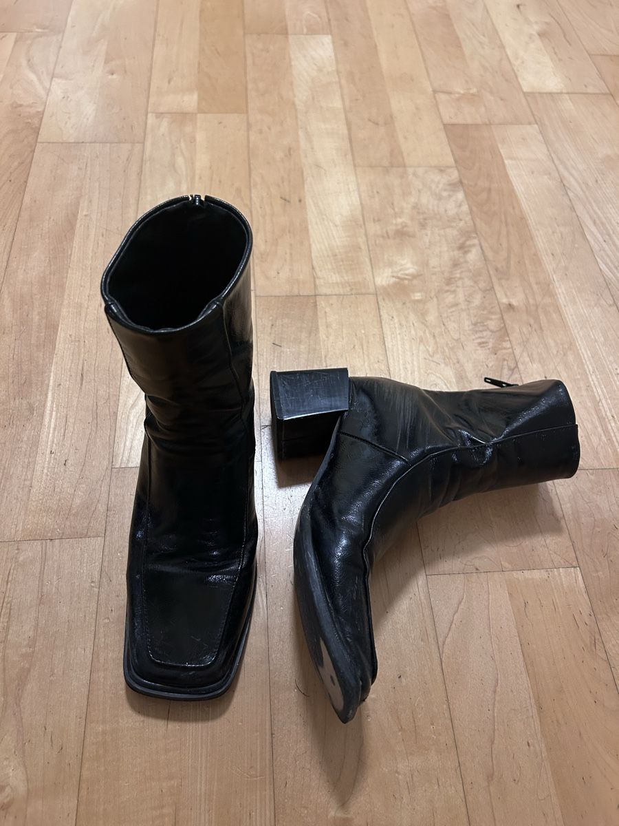 Scarpe per cavalli: Black Leather Square Toe Chunky Heel Boots – Usato da Zürich venduto da rob_n7vd 1