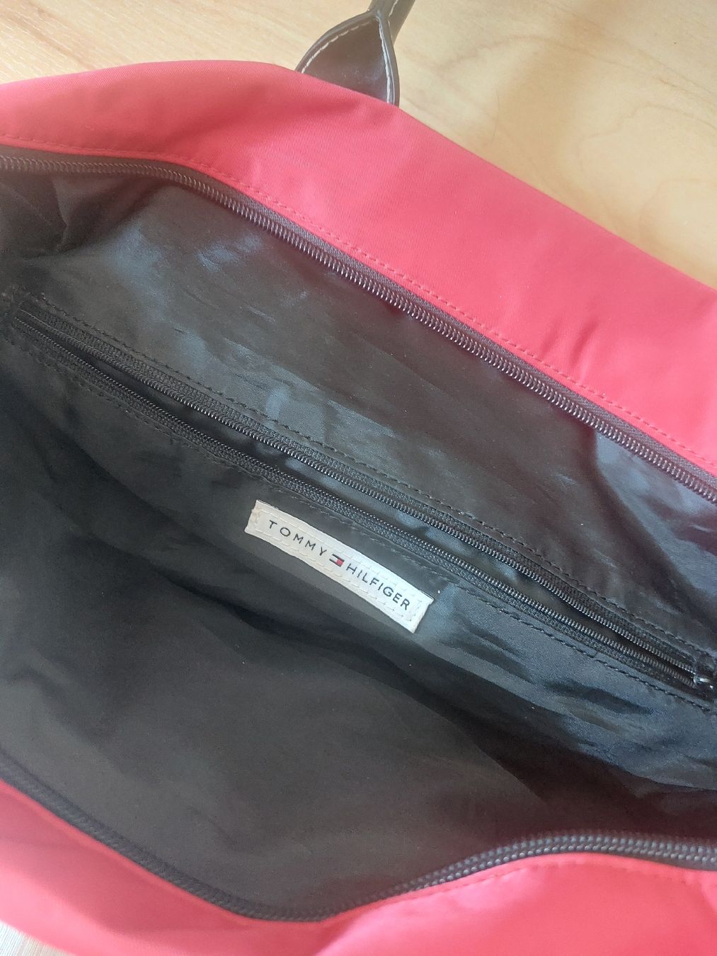 Tommy Hilfiger Borse da donna: Tasche rot Tommy Hilfiger  – Nuovo (secondo la descrizione) da Brunnen venduto da livasophiaa 2
