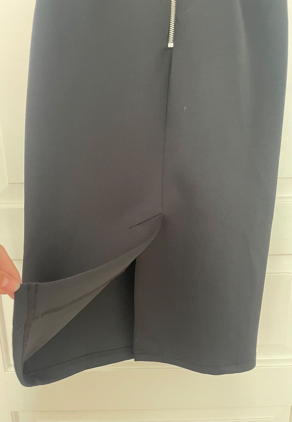 Asos Kleider: Kleid mit Cut-Out, eng anliegend, Gr 38 – Neu (gemäss Beschreibung) aus Chur von adien 2