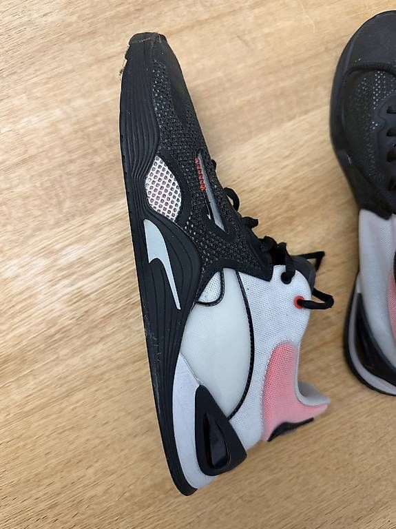 Puma Scarpe da uomo: Puma Trainingsschuhe Herren - Größe 44 – Usato da Schaffhausen venduto da Goni17 3