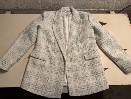 Elegantes Tweed-Jackett in Pastellfarben, Grösse s