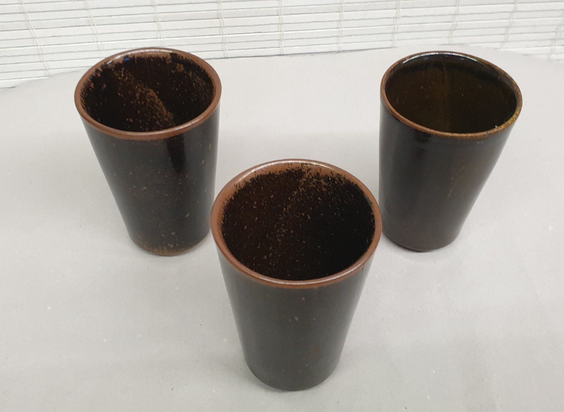 Tazze: 3 Taizé Keramik Becher – Usato da Emmen venduto da magelan 1