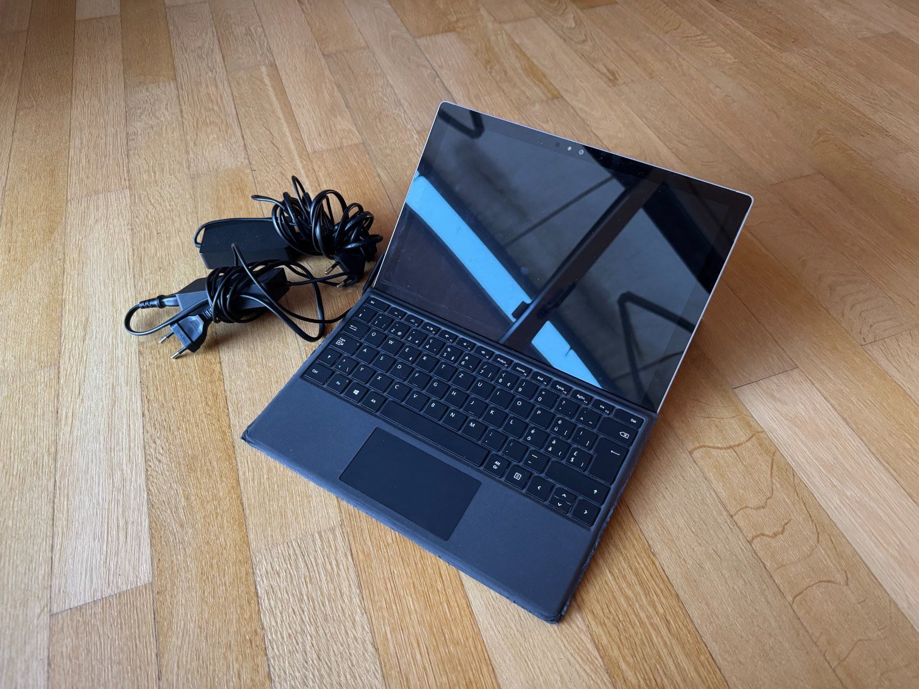Microsoft Notebooks: Microsoft Surface Pro 4 i5 – Gebraucht aus Allschwil von thsunr