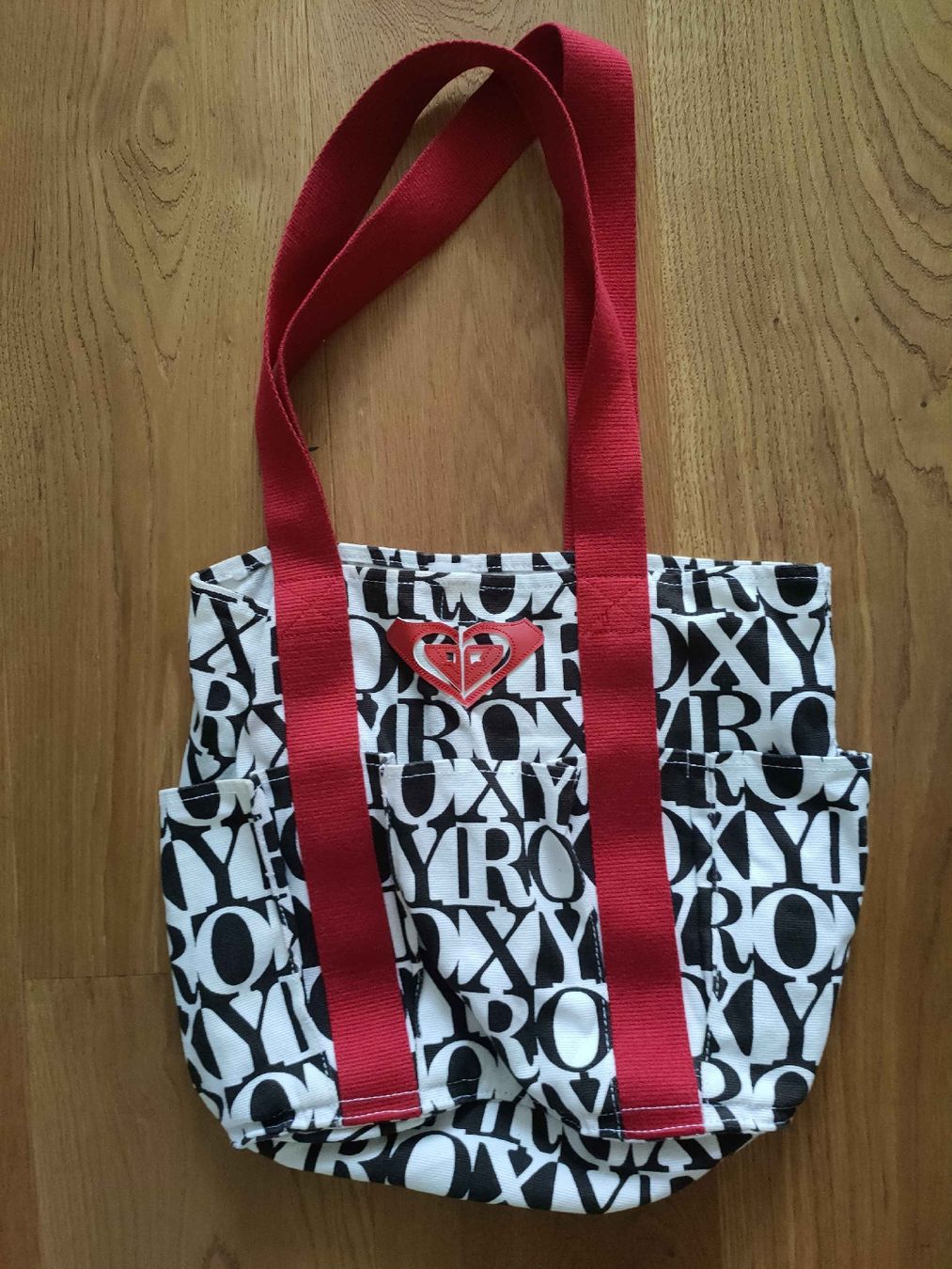 Roxy Borse da donna: Roxy Tasche Sommer-Look Top Zustand – Usato da Oberrohrdorf venduto da Karin84